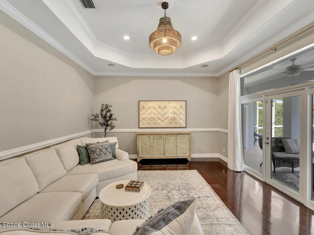 105 38th Court, Vero Beach, FL 32968