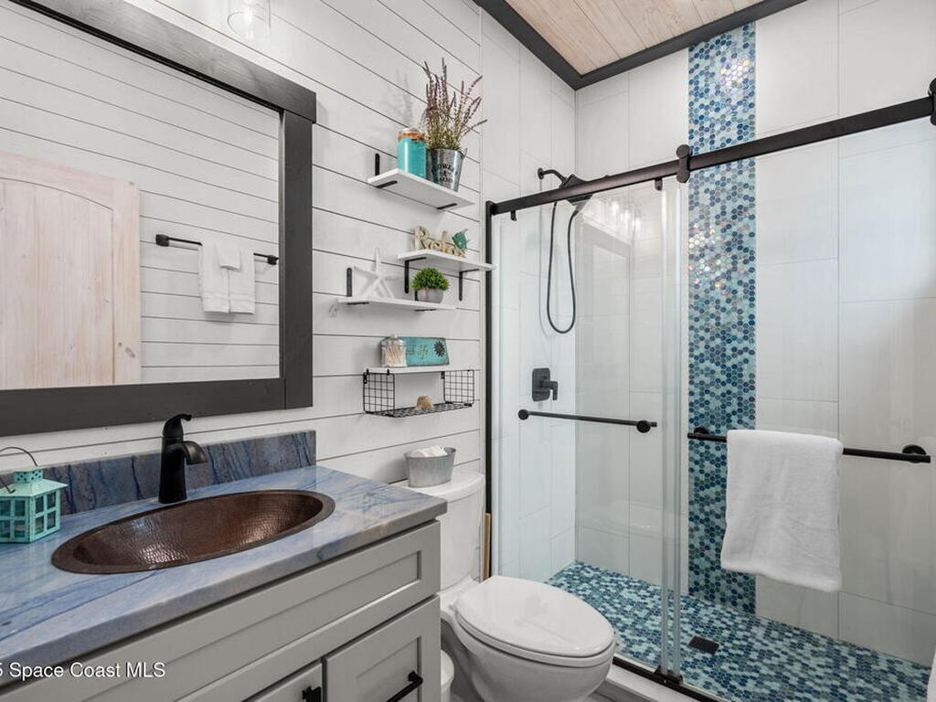 16 Vip Island Unit B, Grant-Valkaria, FL 32949