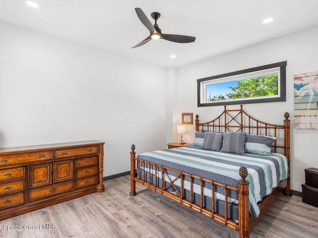 16 Vip Island Unit B, Grant-Valkaria, FL 32949