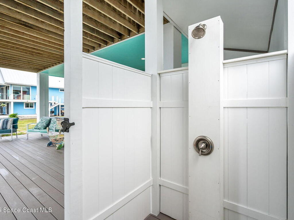 16 Vip Island Unit B, Grant-Valkaria, FL 32949