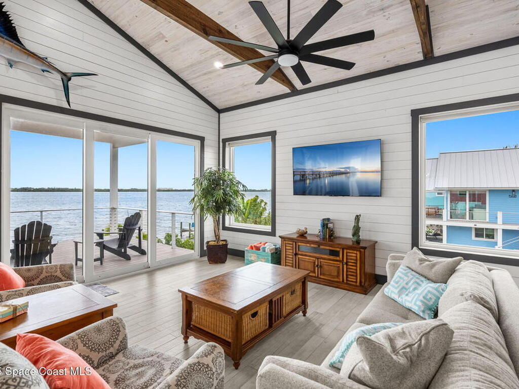 16 Vip Island Unit B, Grant-Valkaria, FL 32949