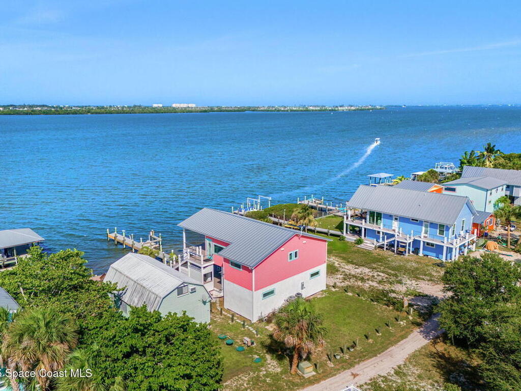 16 Vip Island Unit B, Grant-Valkaria, FL 32949