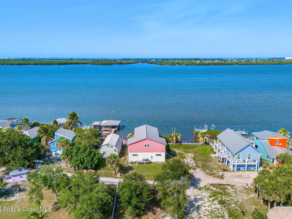 16 Vip Island Unit B, Grant-Valkaria, FL 32949