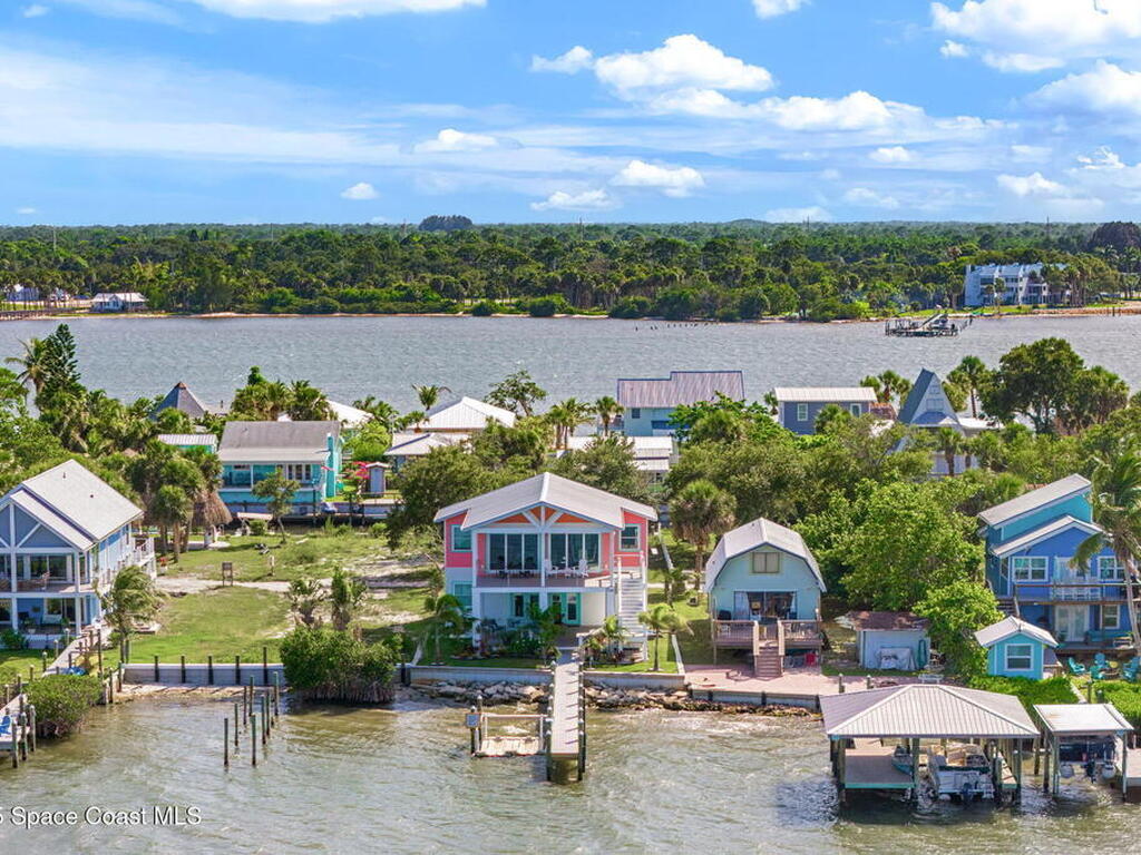 16 Vip Island Unit B, Grant-Valkaria, FL 32949
