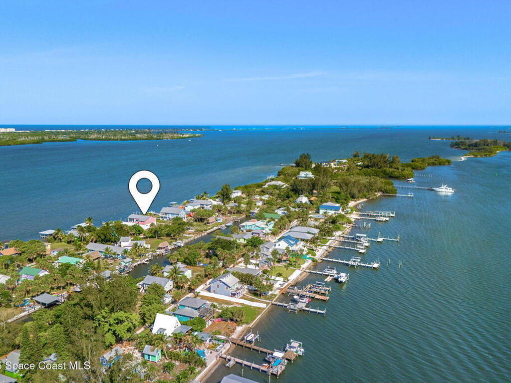 16 Vip Island Unit B, Grant-Valkaria, FL 32949