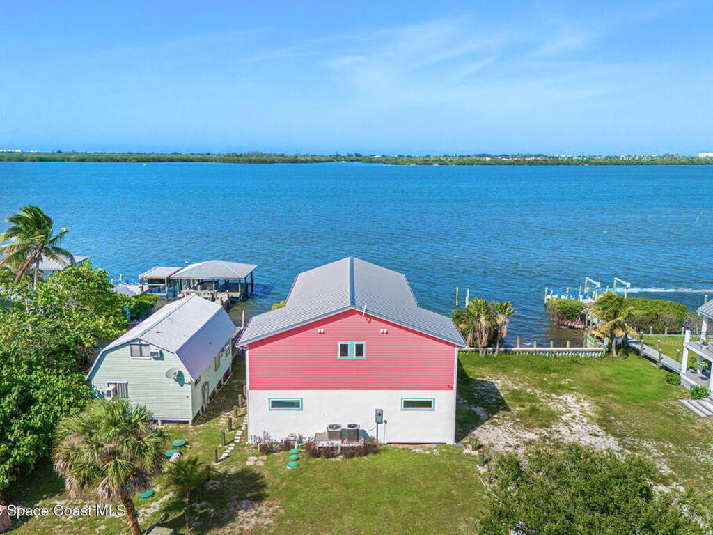 16 Vip Island Unit B, Grant-Valkaria, FL 32949