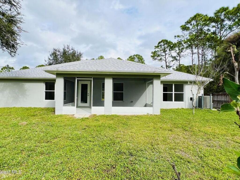 476 Garbelmann Street, Palm Bay, FL 32908