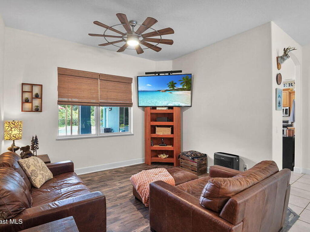 4329 Hunter Road, Mims, FL 32754