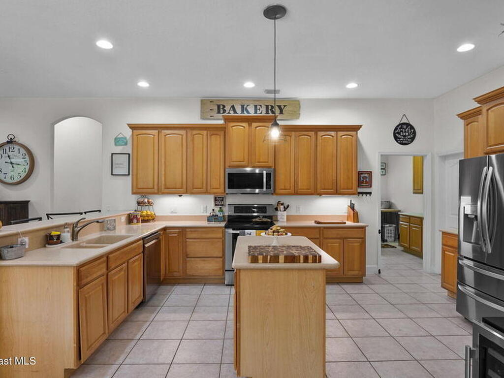 4329 Hunter Road, Mims, FL 32754