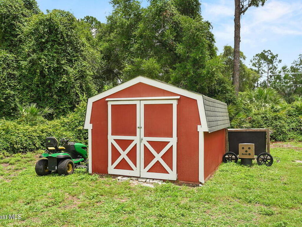 4329 Hunter Road, Mims, FL 32754