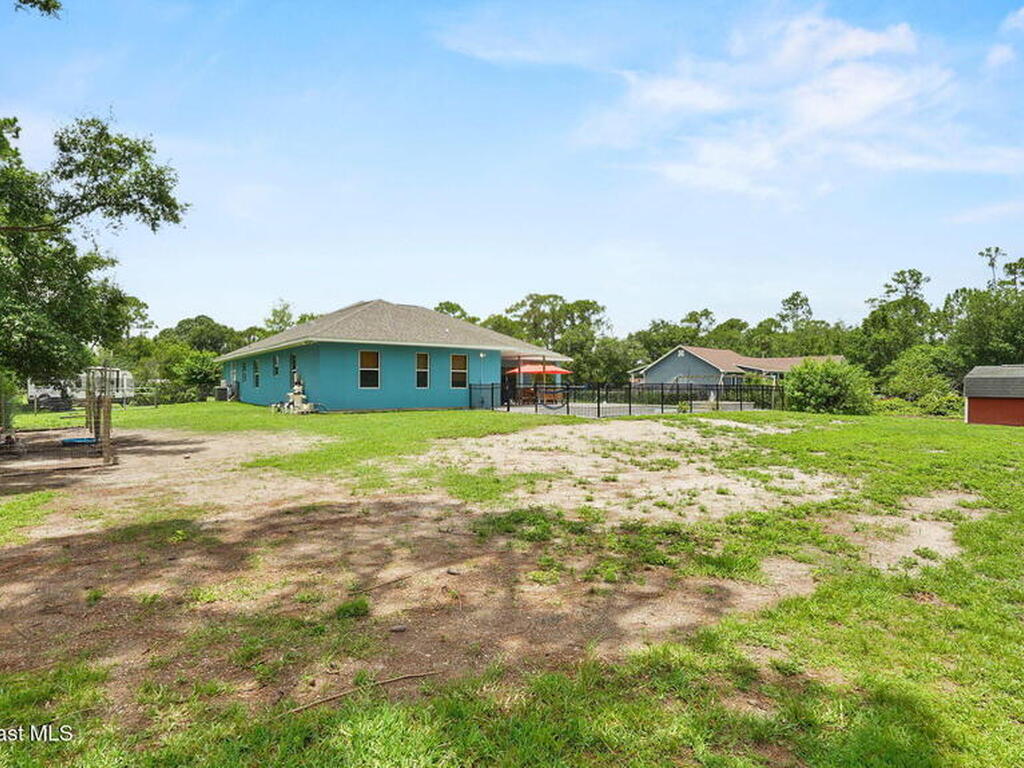 4329 Hunter Road, Mims, FL 32754