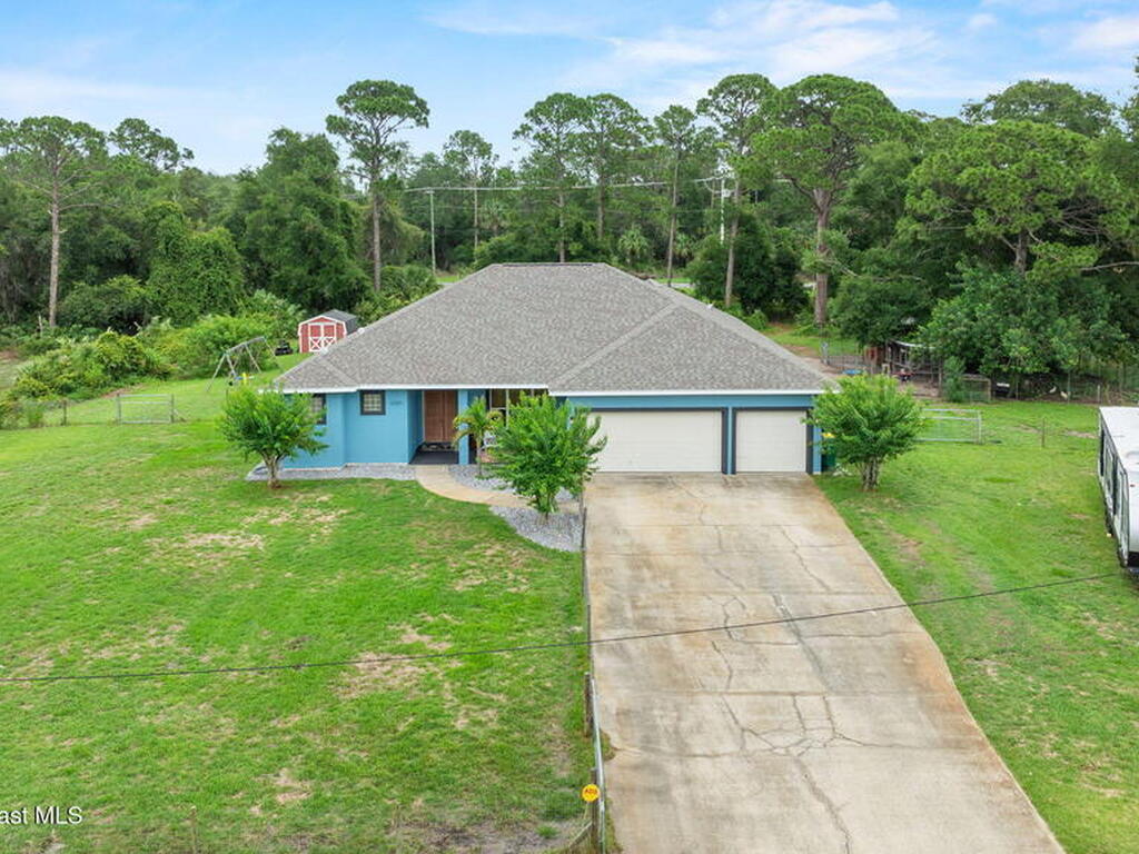 4329 Hunter Road, Mims, FL 32754