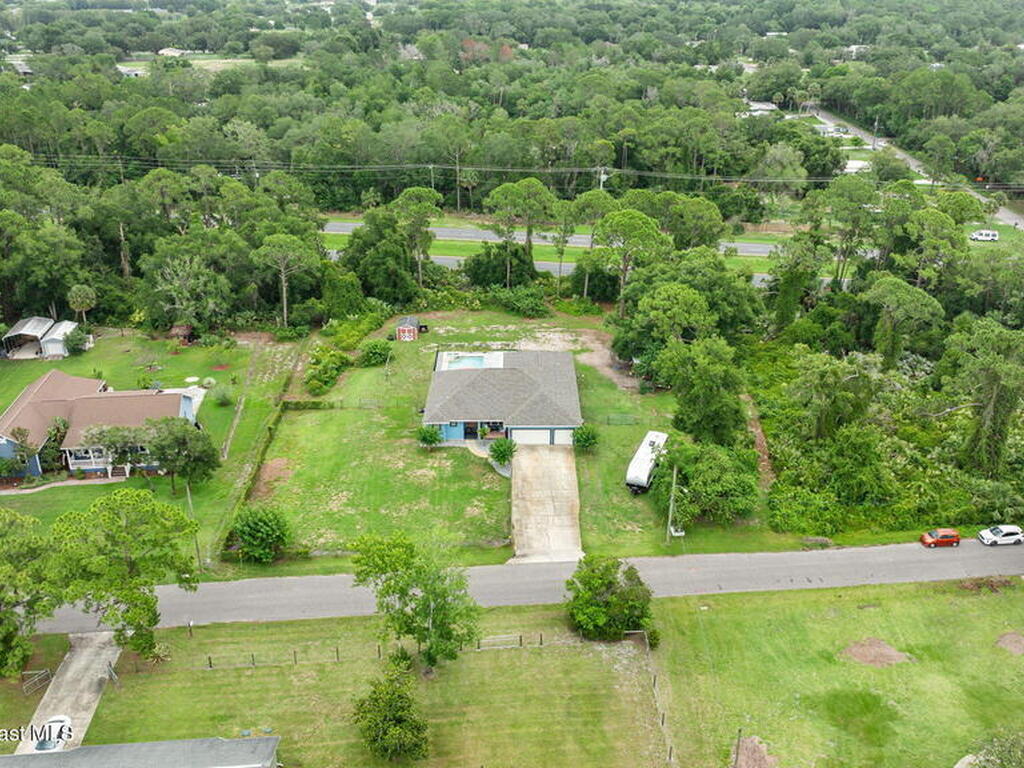 4329 Hunter Road, Mims, FL 32754