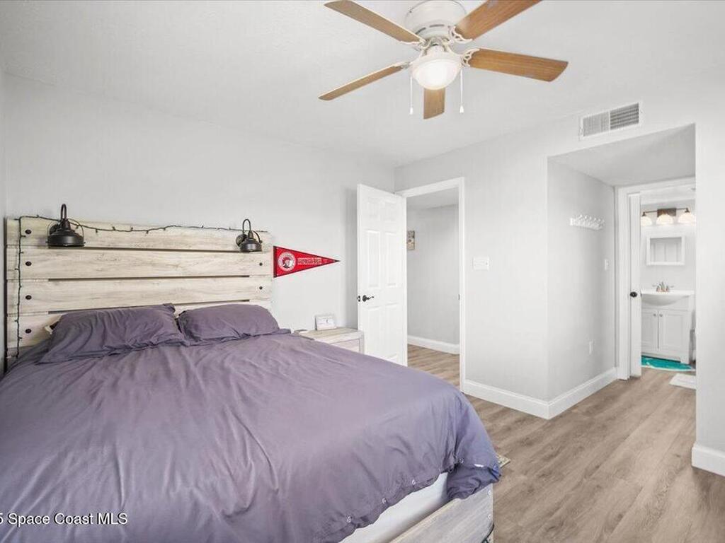 530 S Brevard Avenue, Cocoa Beach, FL 32931
