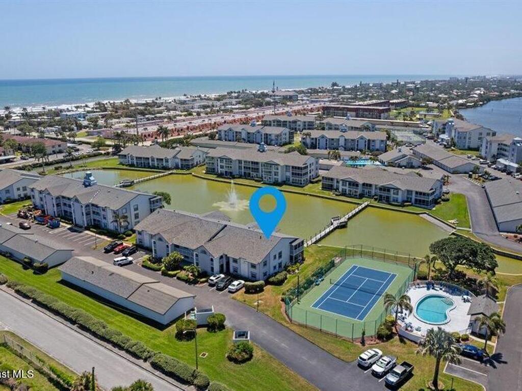 530 S Brevard Avenue, Cocoa Beach, FL 32931