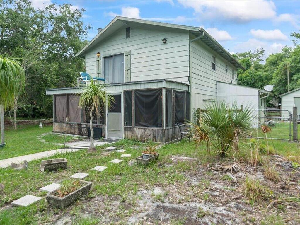 5720 Seminole Street, Mims, FL 32754