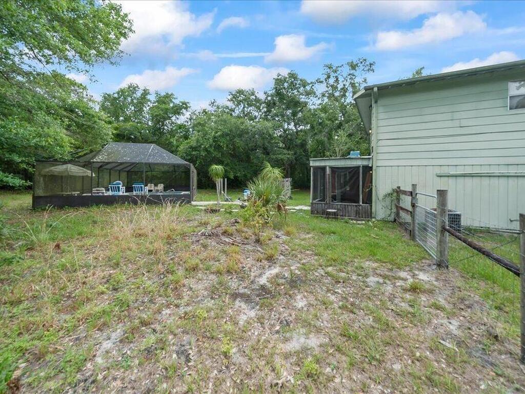 5720 Seminole Street, Mims, FL 32754