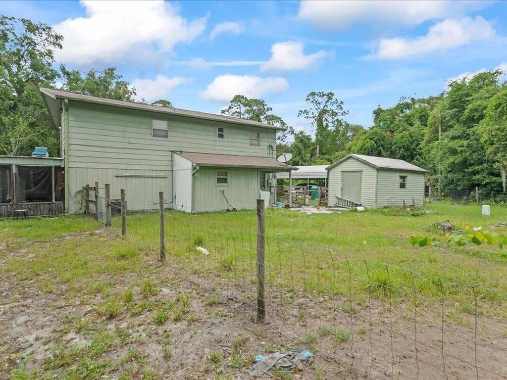 5720 Seminole Street, Mims, FL 32754
