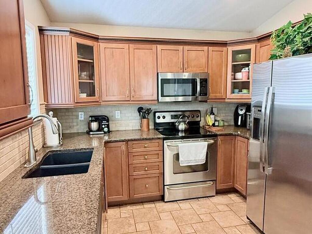 1425 S Central Avenue, Flagler Beach, FL 32136