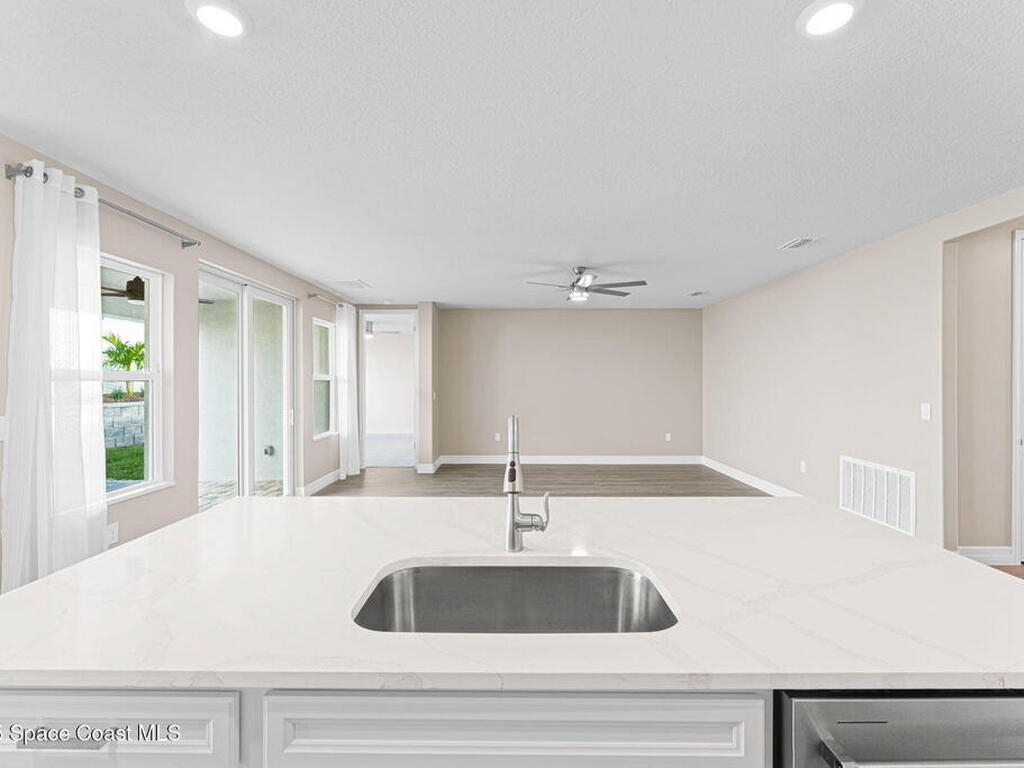 215 First Light Circle, Cocoa, FL 32922