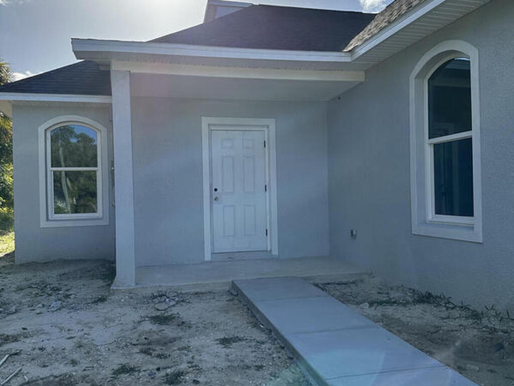 776 Griffin Avenue, Palm Bay, FL 32908