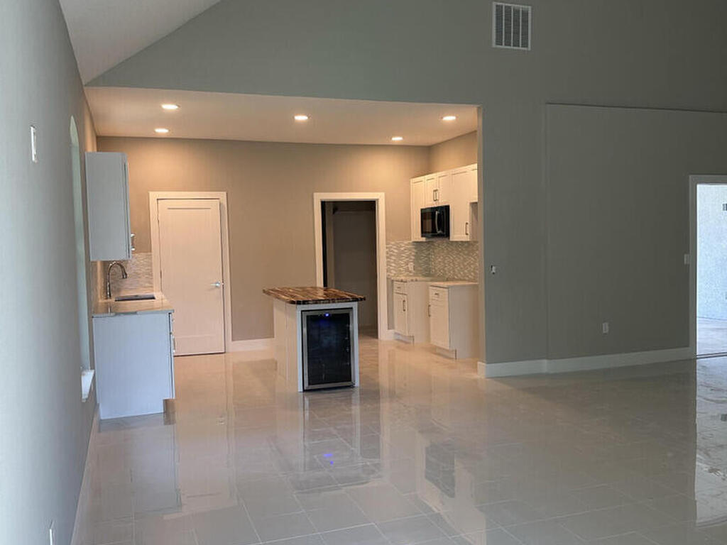 776 Griffin Avenue, Palm Bay, FL 32908