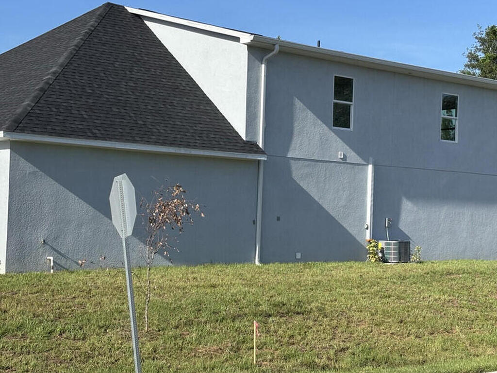 776 Griffin Avenue, Palm Bay, FL 32908