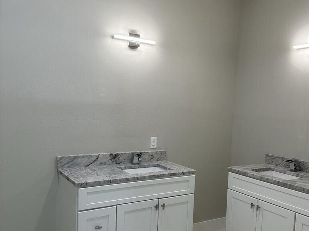 776 Griffin Avenue, Palm Bay, FL 32908