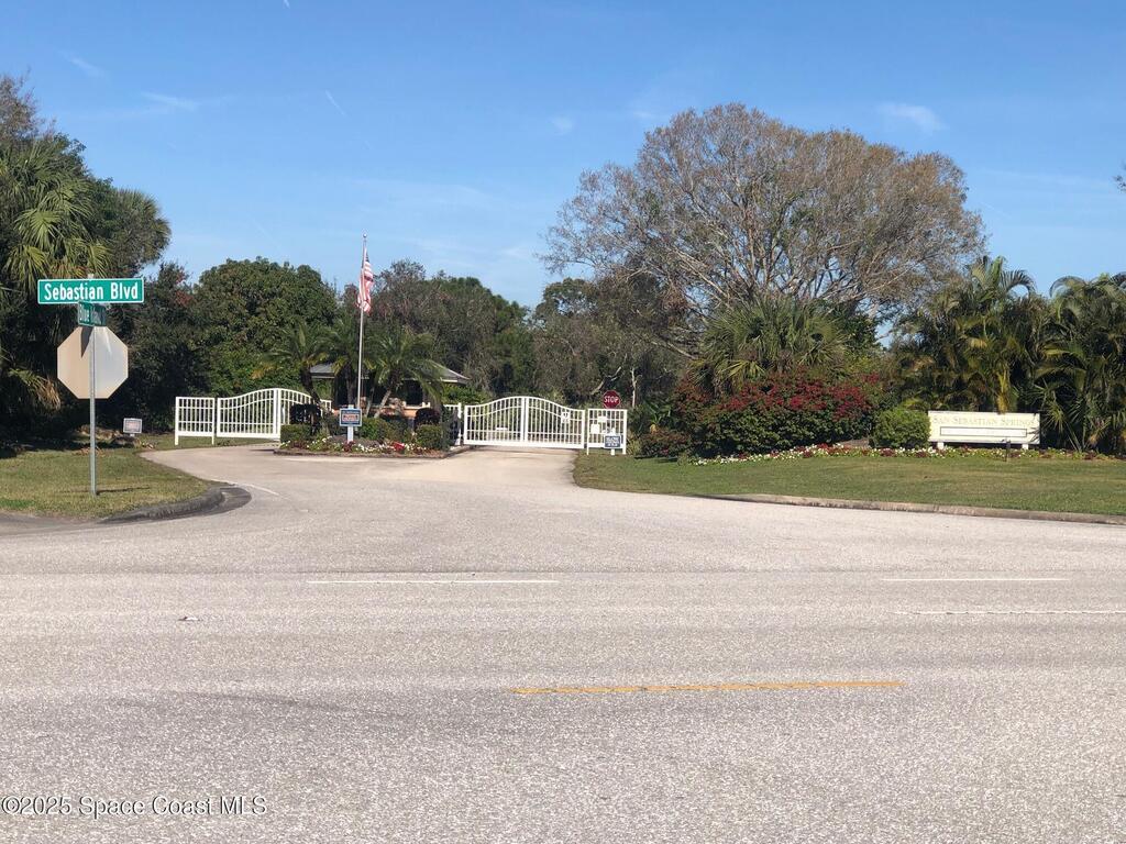 603 Cross Creek Drive, Sebastian, FL 32958