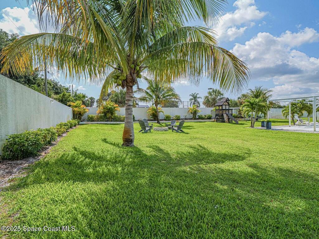 406 9th Court, Vero Beach, FL 32962