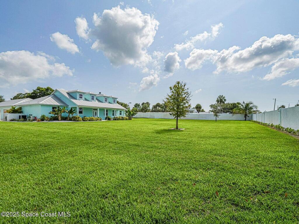 406 9th Court, Vero Beach, FL 32962