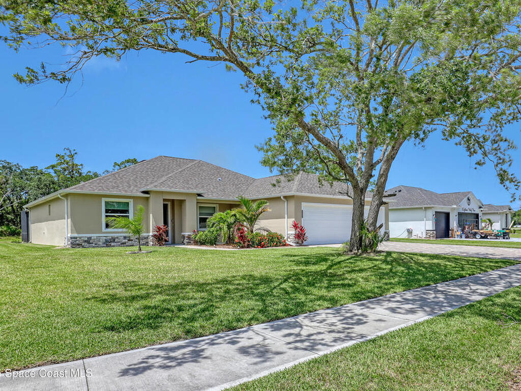 1841 Market Circle, Palm Bay, FL 32905