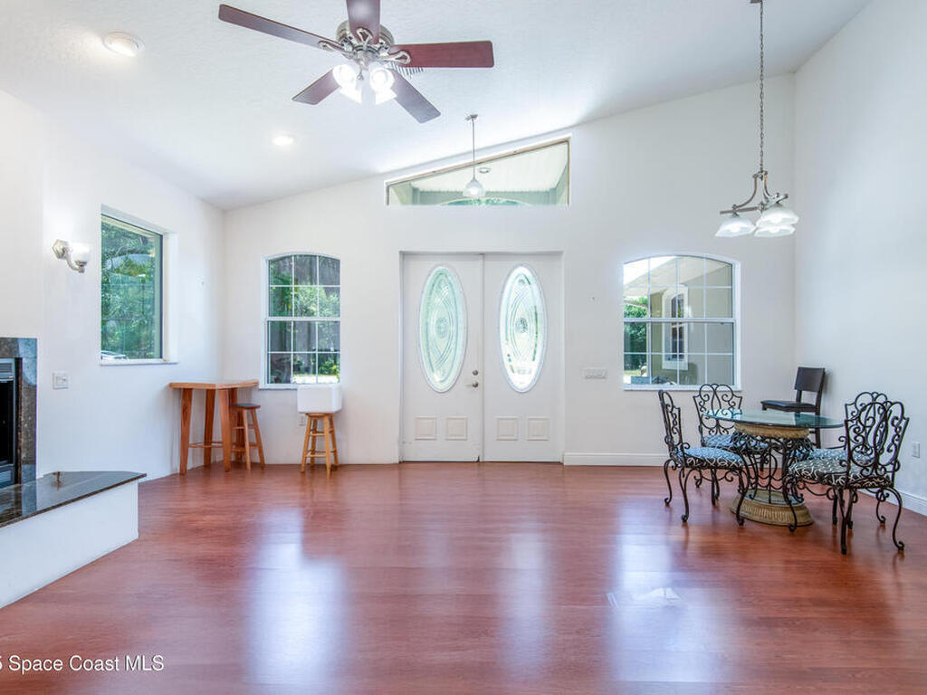 7030 Livingstone Lane, Melbourne, FL 32904