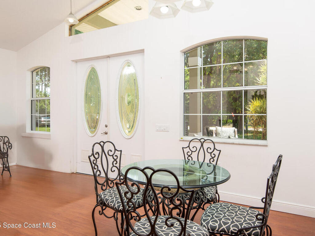 7030 Livingstone Lane, Melbourne, FL 32904
