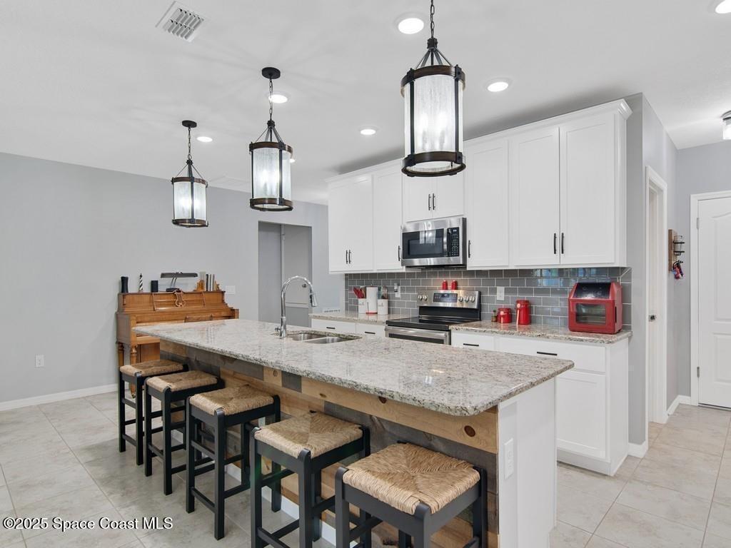 9025 106th Avenue, Vero Beach, FL 32967