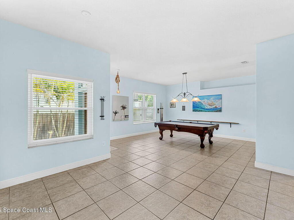 1121 S Orlando Avenue, Cocoa Beach, FL 32931