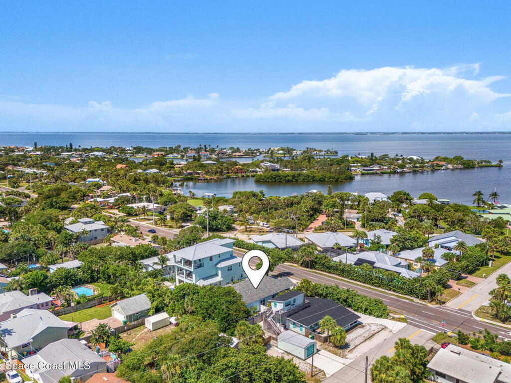 1121 S Orlando Avenue, Cocoa Beach, FL 32931
