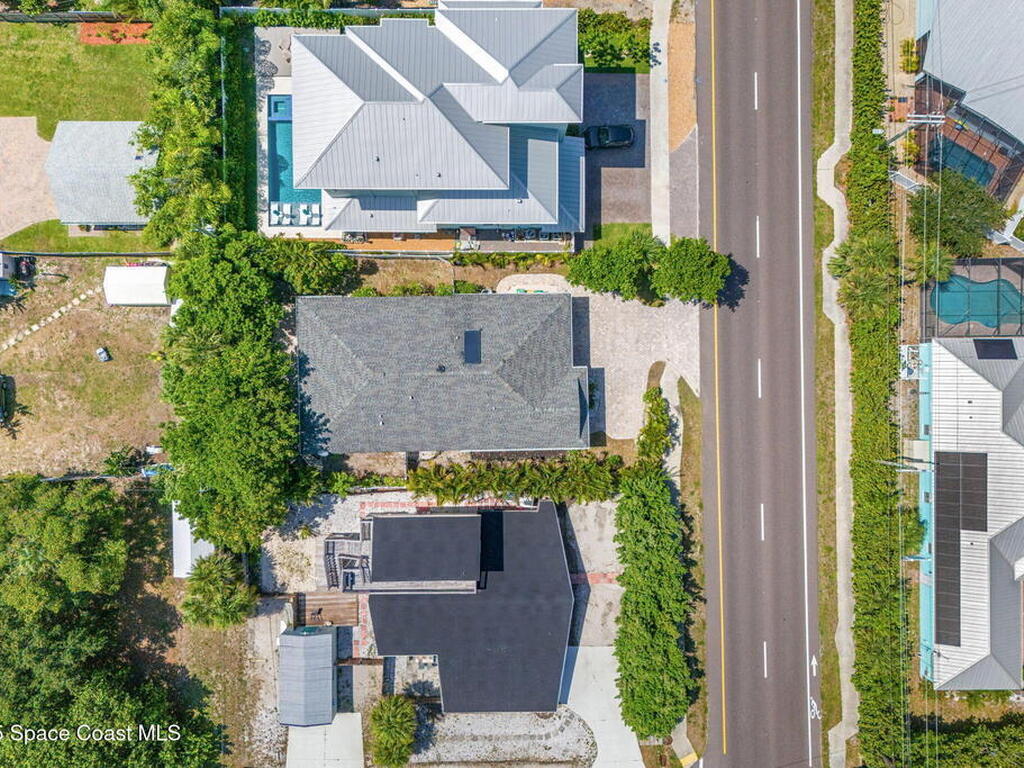 1121 S Orlando Avenue, Cocoa Beach, FL 32931
