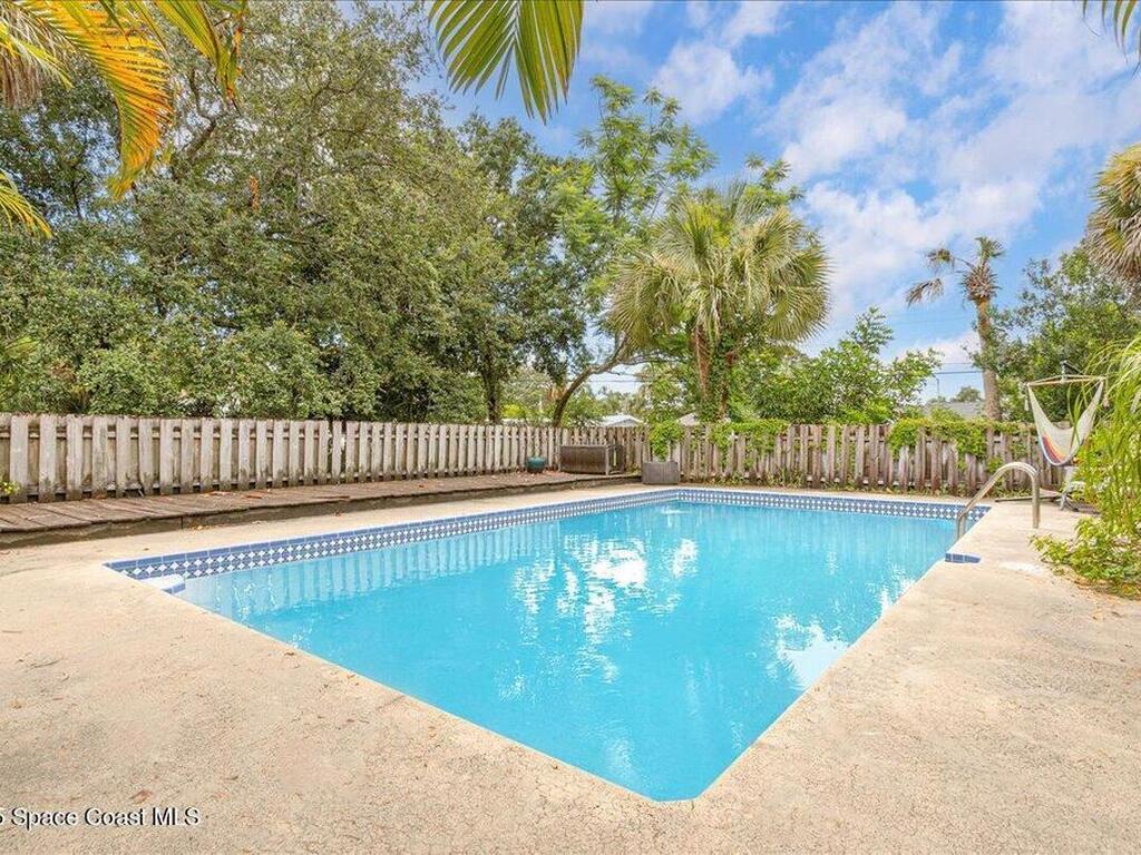 7486 Livingstone Lane, Melbourne, FL 32904