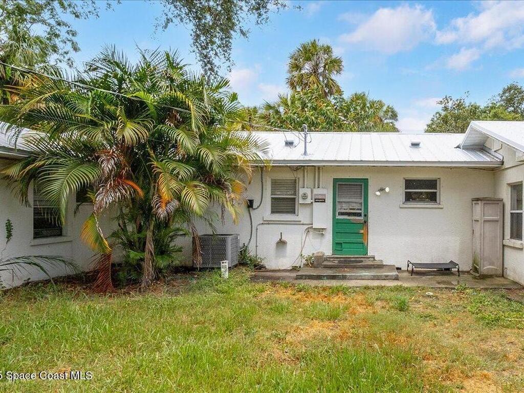 7486 Livingstone Lane, Melbourne, FL 32904