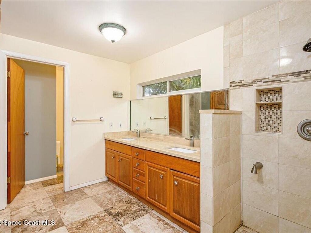 7486 Livingstone Lane, Melbourne, FL 32904