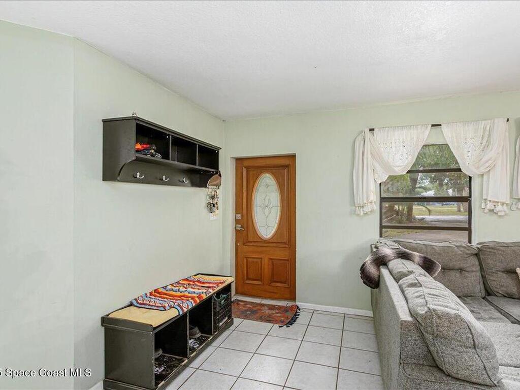 7486 Livingstone Lane, Melbourne, FL 32904