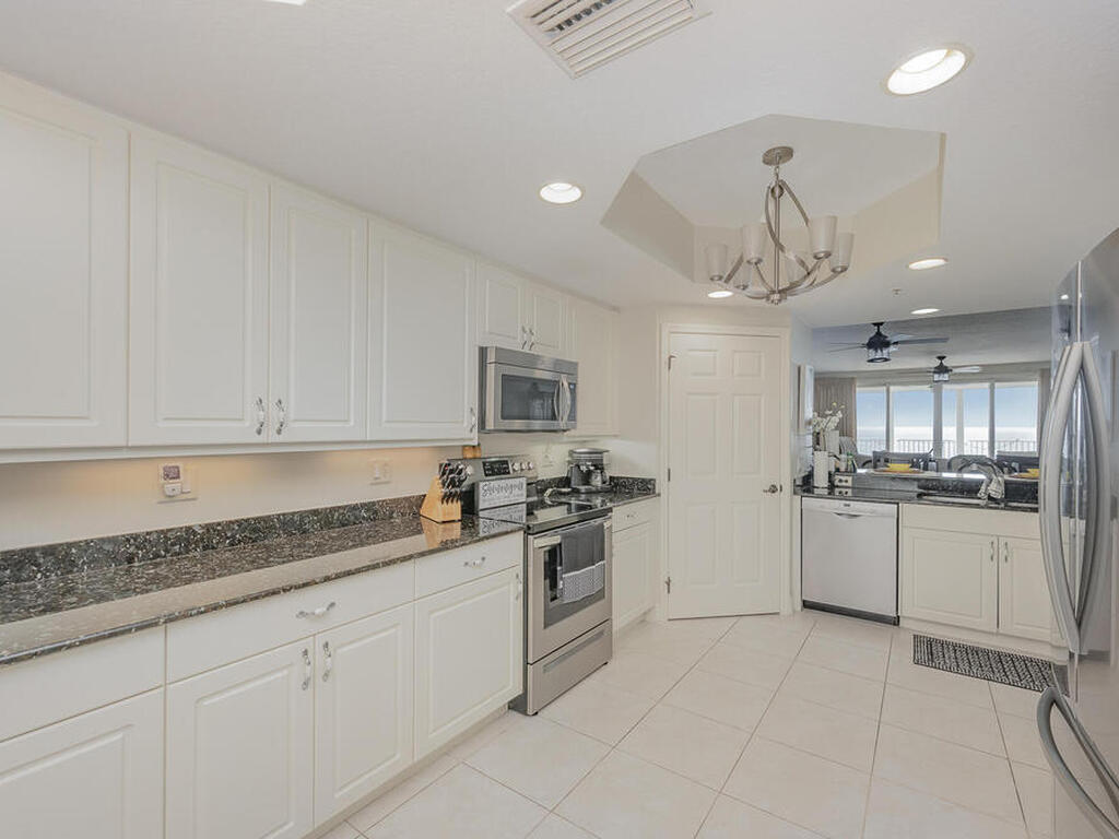 7 Indian River Avenue, Titusville, FL 32796