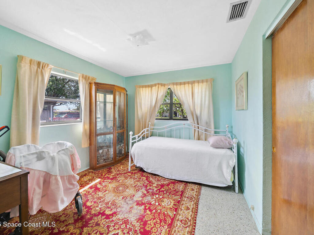 1938 Madison Avenue, Melbourne, FL 32935