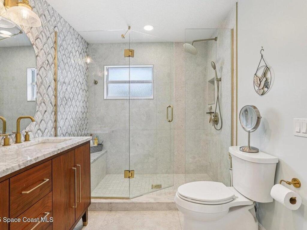 9830 Oak Trail, Micco, FL 32976