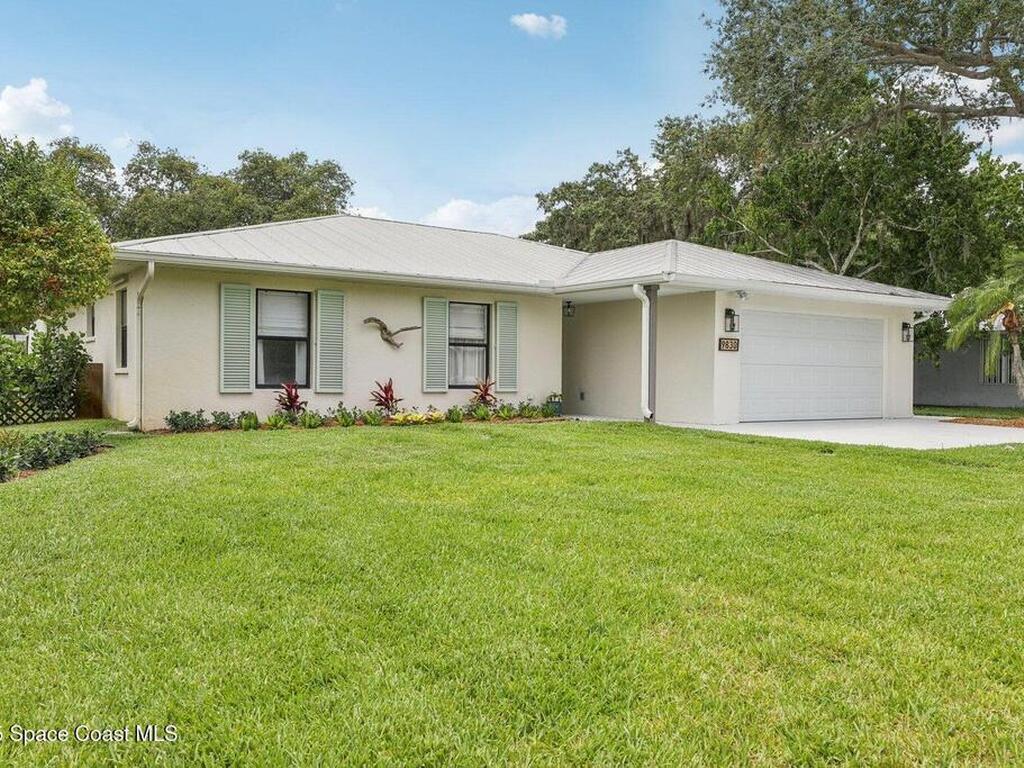 9830 Oak Trail, Micco, FL 32976