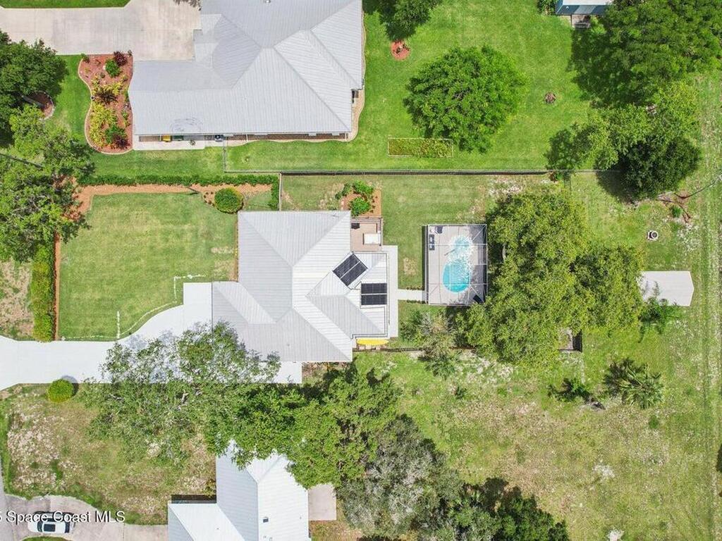 9830 Oak Trail, Micco, FL 32976