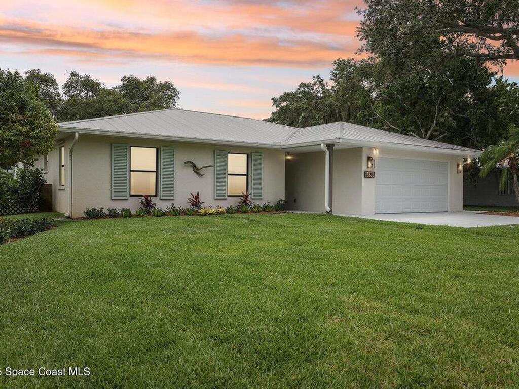 9830 Oak Trail, Micco, FL 32976