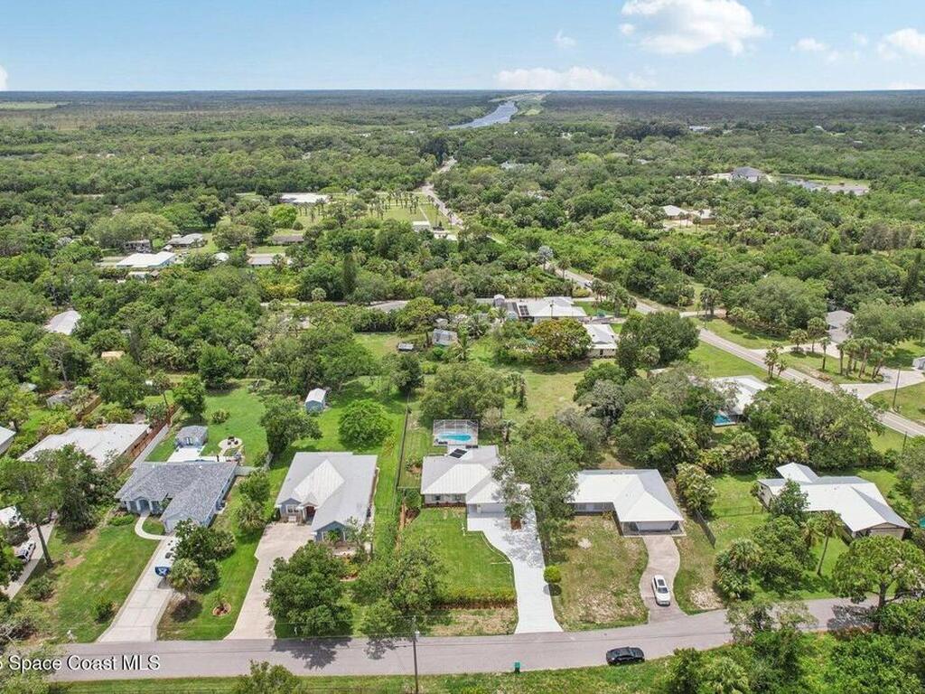 9830 Oak Trail, Micco, FL 32976