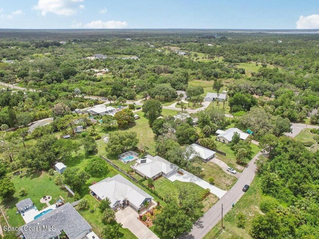 9830 Oak Trail, Micco, FL 32976